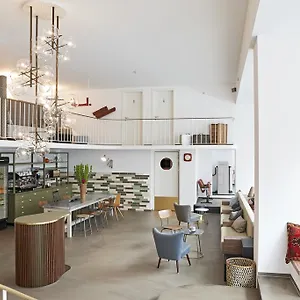 ** Hotel Nonstop - Ubernacht - Hostelhotelhome Germania
